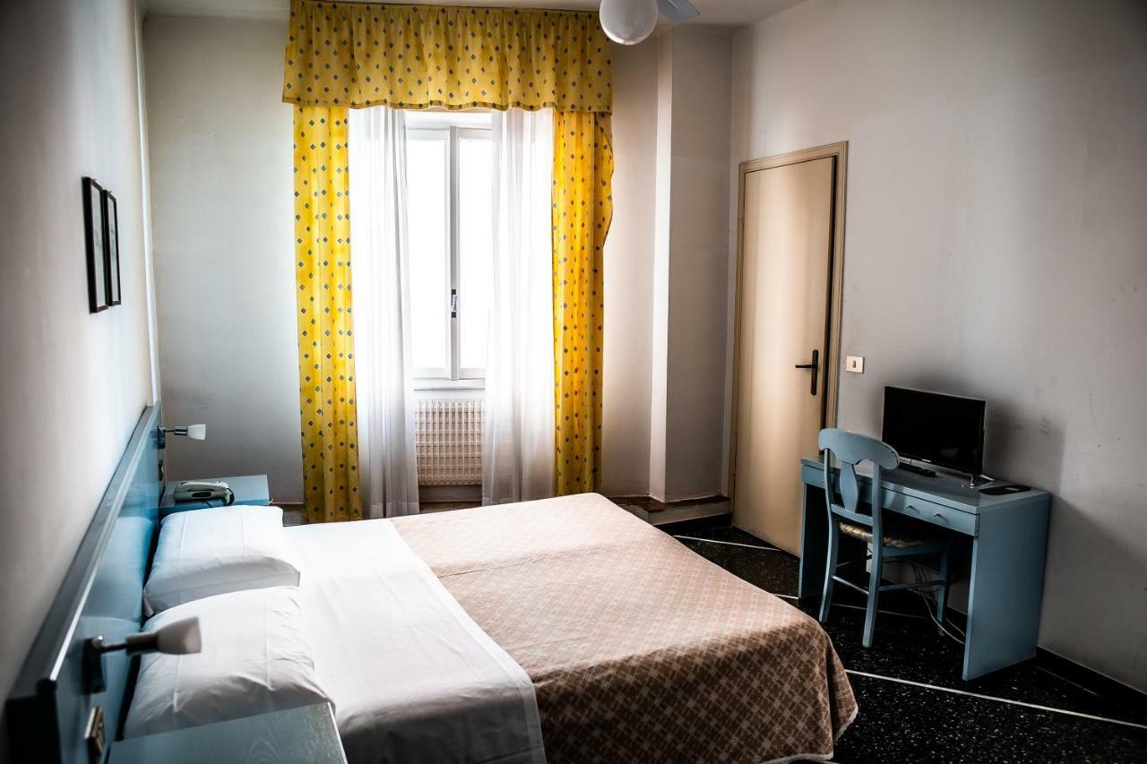 West End Hotel 3*