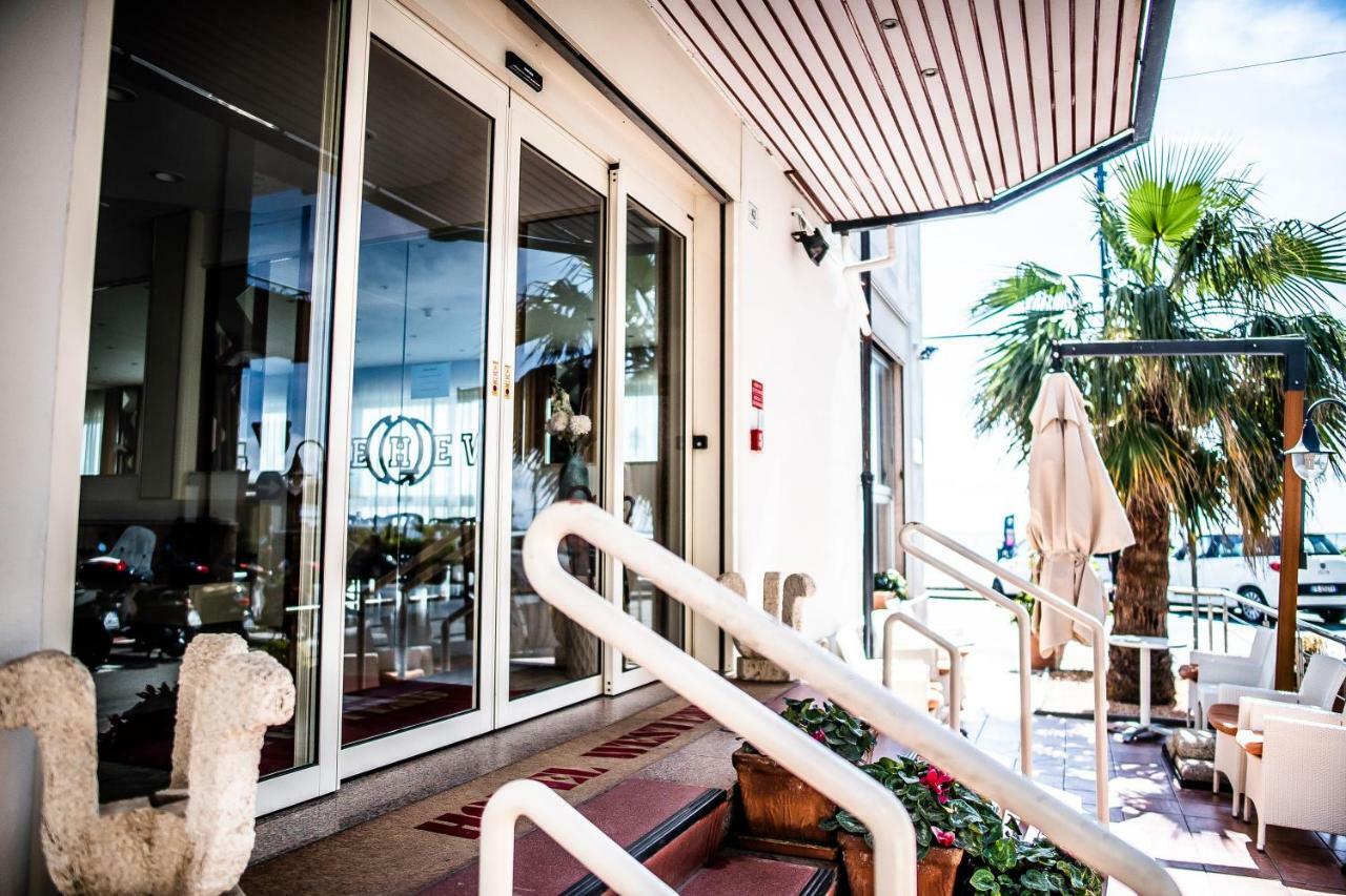 West End Hotel